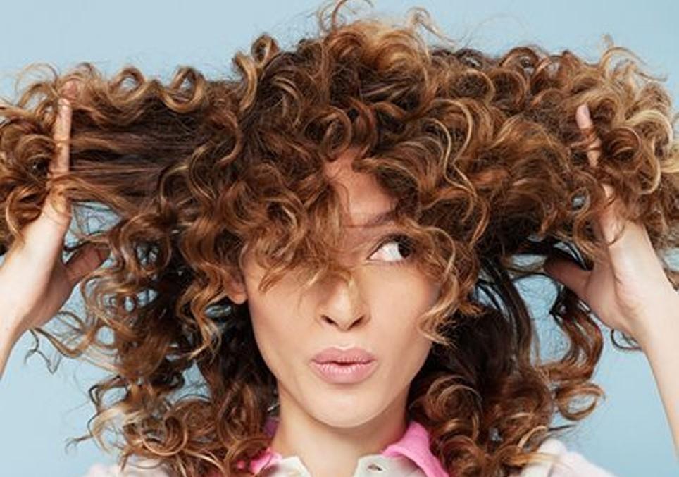 Comment hydrater ses cheveux tous les jours ?